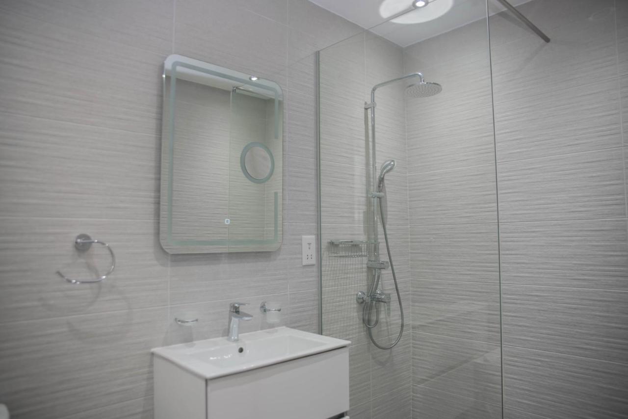 One Bedroom Apartment In Paphos In Good Location Екстериор снимка