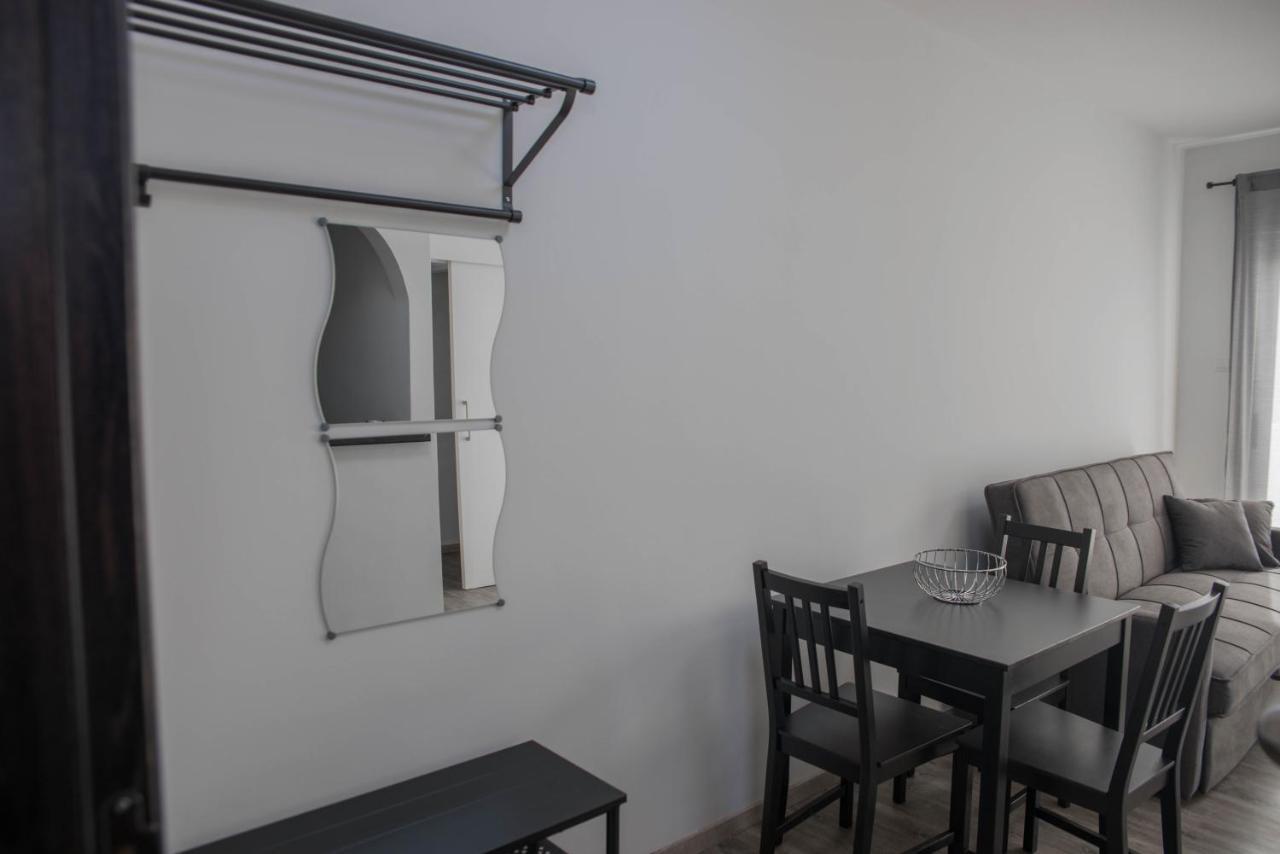 One Bedroom Apartment In Paphos In Good Location Екстериор снимка