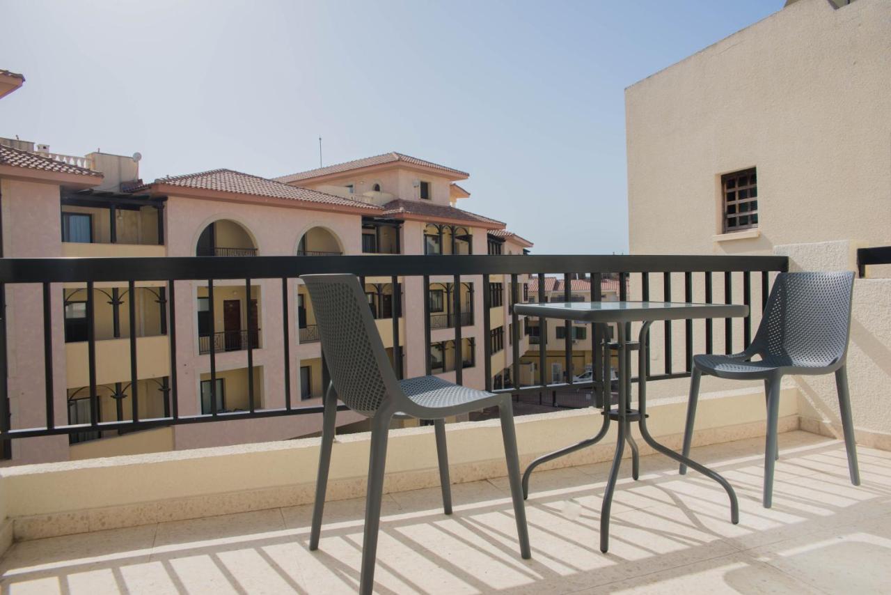 One Bedroom Apartment In Paphos In Good Location Екстериор снимка